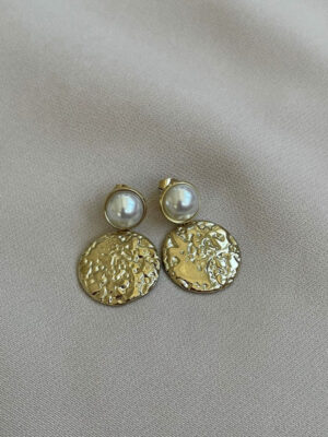 Boucles d'oreilles avec perles doré Madame Lychee