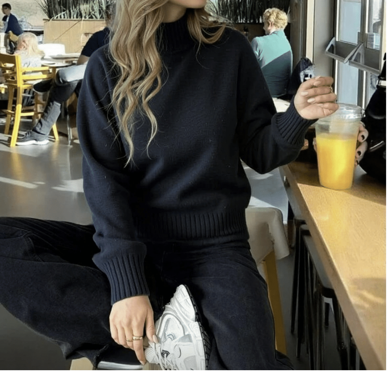 Pull doux noir LAURINE