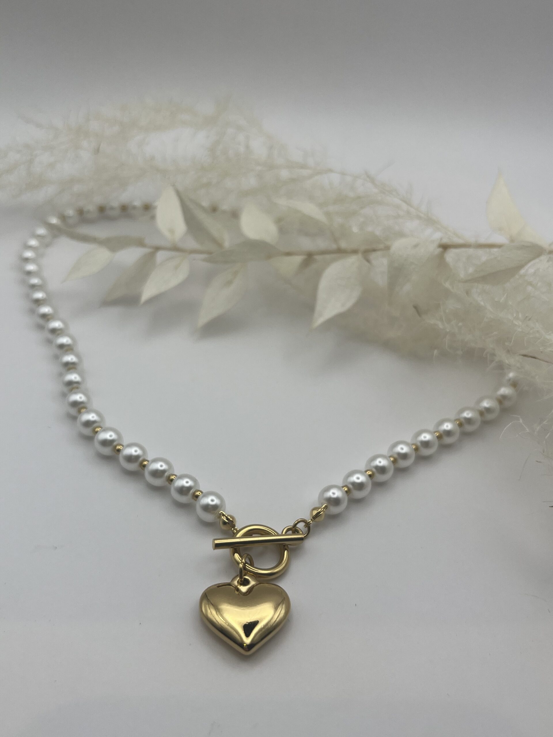 Collier perle avec charms coeur