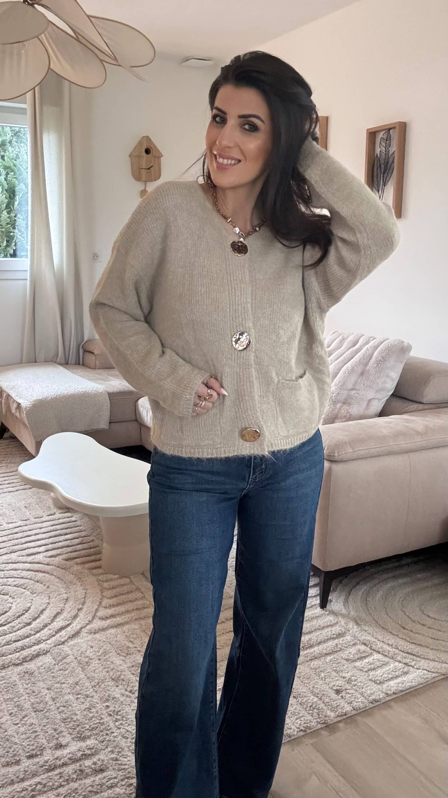 Gilet doux crème à boutons décoratifs STEPH