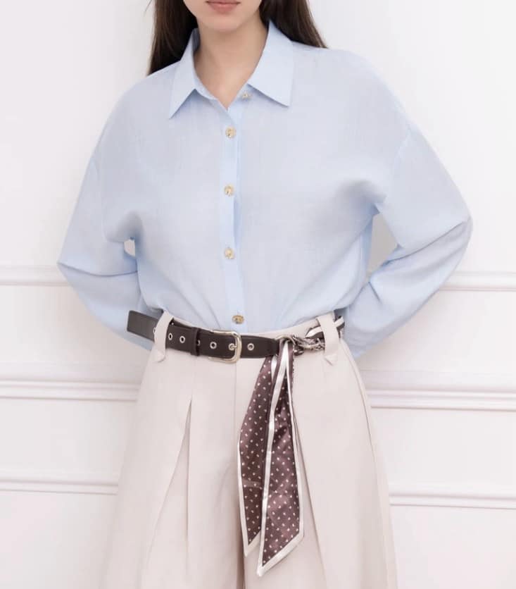 Chemise fluide bleue ciel coupe ample AMANDINE