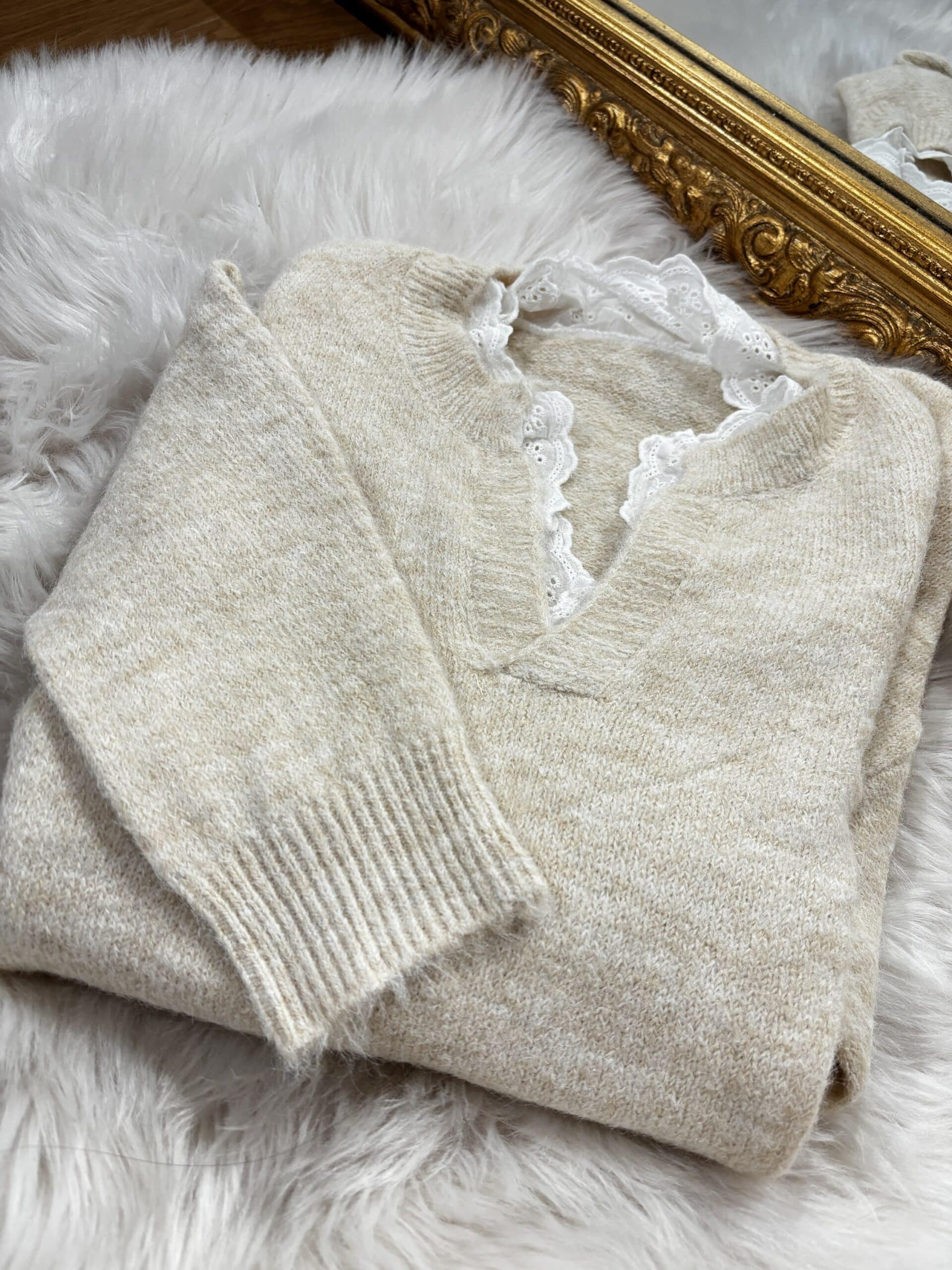 Pull doux avec dentelle VICTORIA beige